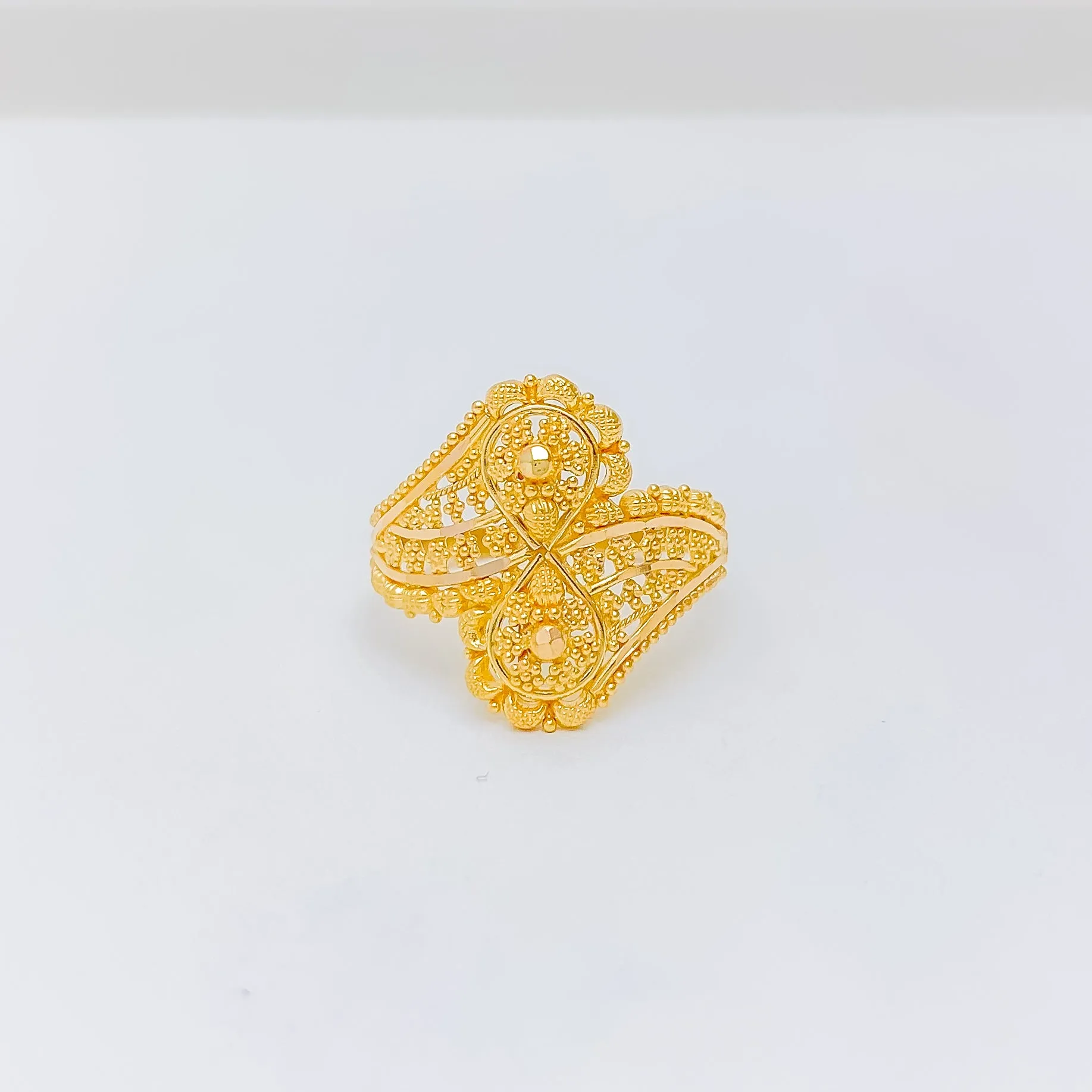 Beautiful Infinity Yellow Gold Ring