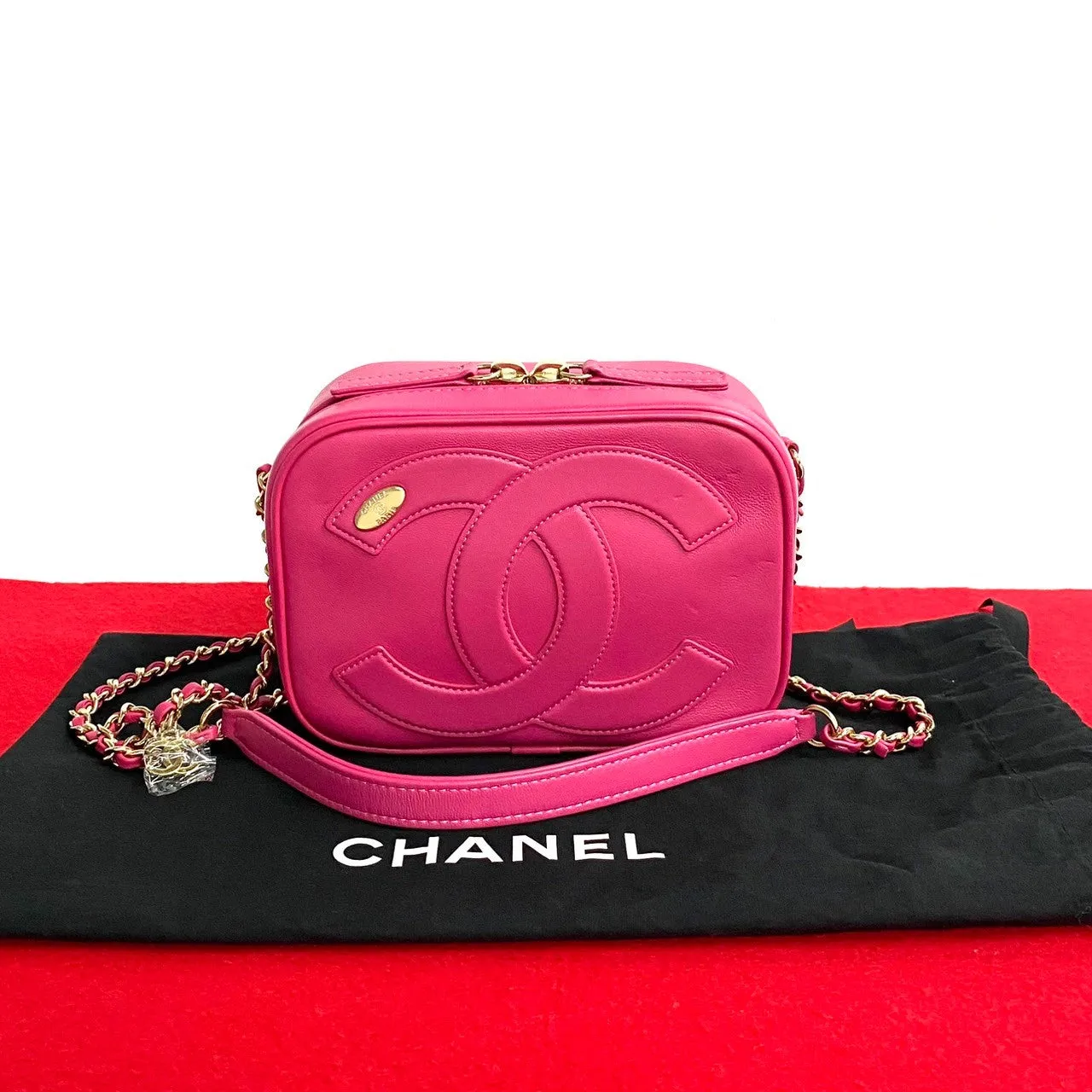 Chanel CC Mania Camera Case Leather Crossbody Bag in Excellent condition