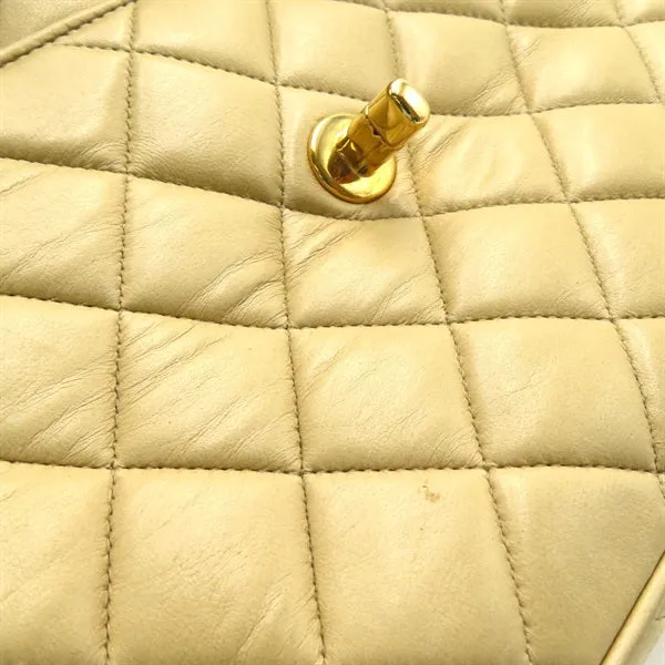 Chanel CC Matelasse Camera Bag  Leather Crossbody Bag in Excellent condition