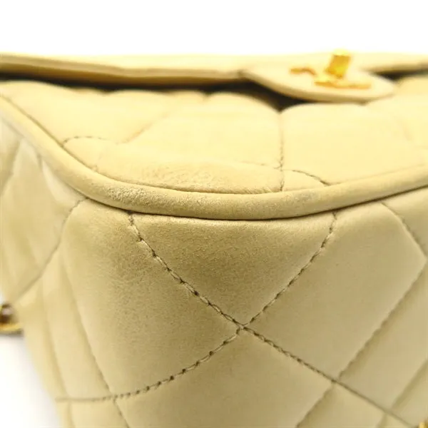 Chanel CC Matelasse Camera Bag  Leather Crossbody Bag in Excellent condition