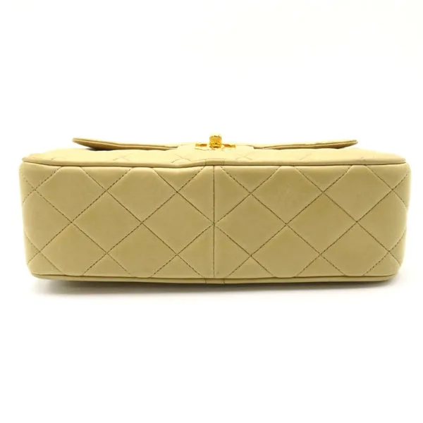 Chanel CC Matelasse Camera Bag  Leather Crossbody Bag in Excellent condition