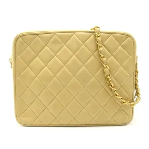 Chanel CC Matelasse Camera Bag  Leather Crossbody Bag in Excellent condition