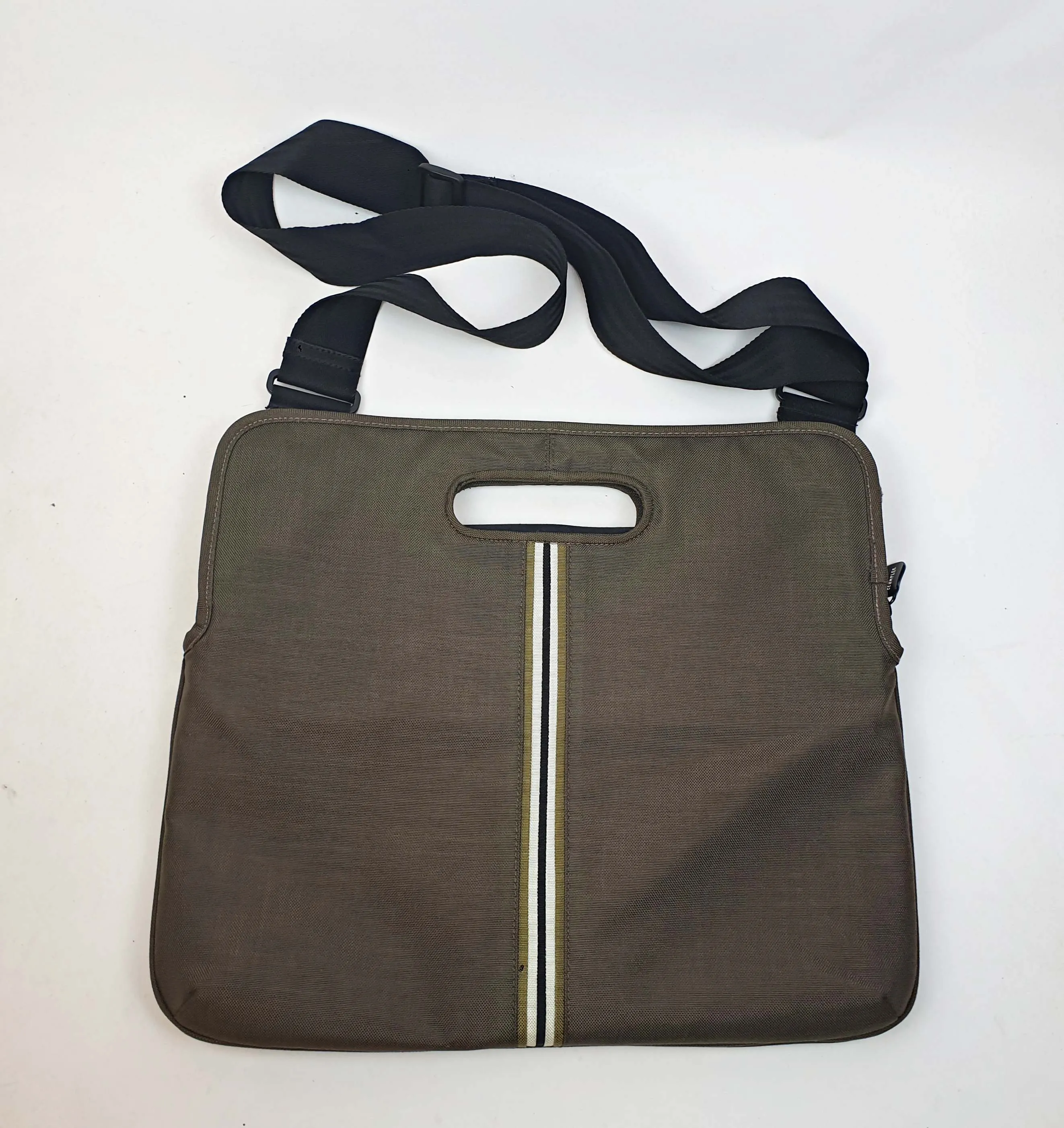 Crumpler brown laptop bag