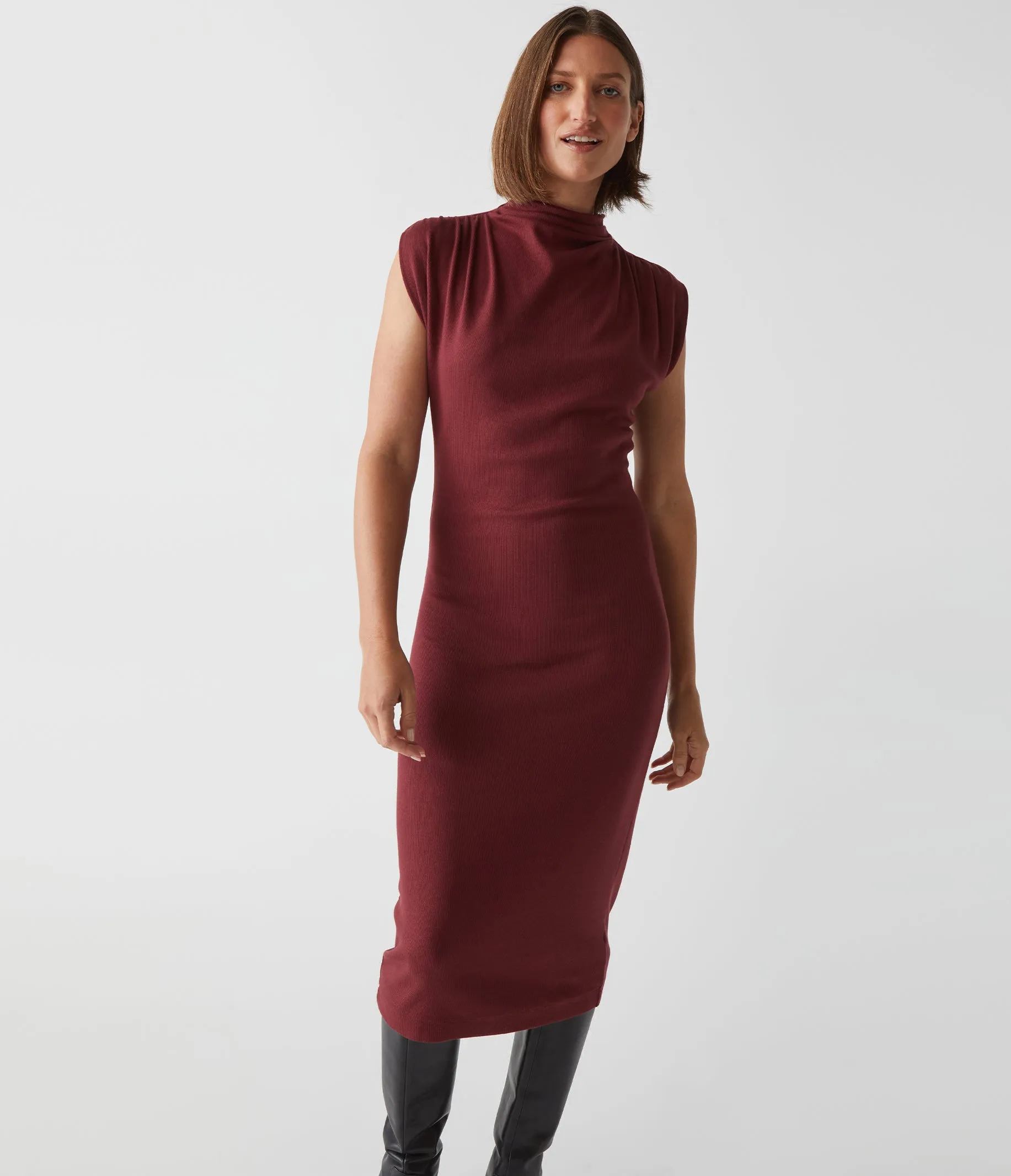 Iolanda Power Shoulder Dress