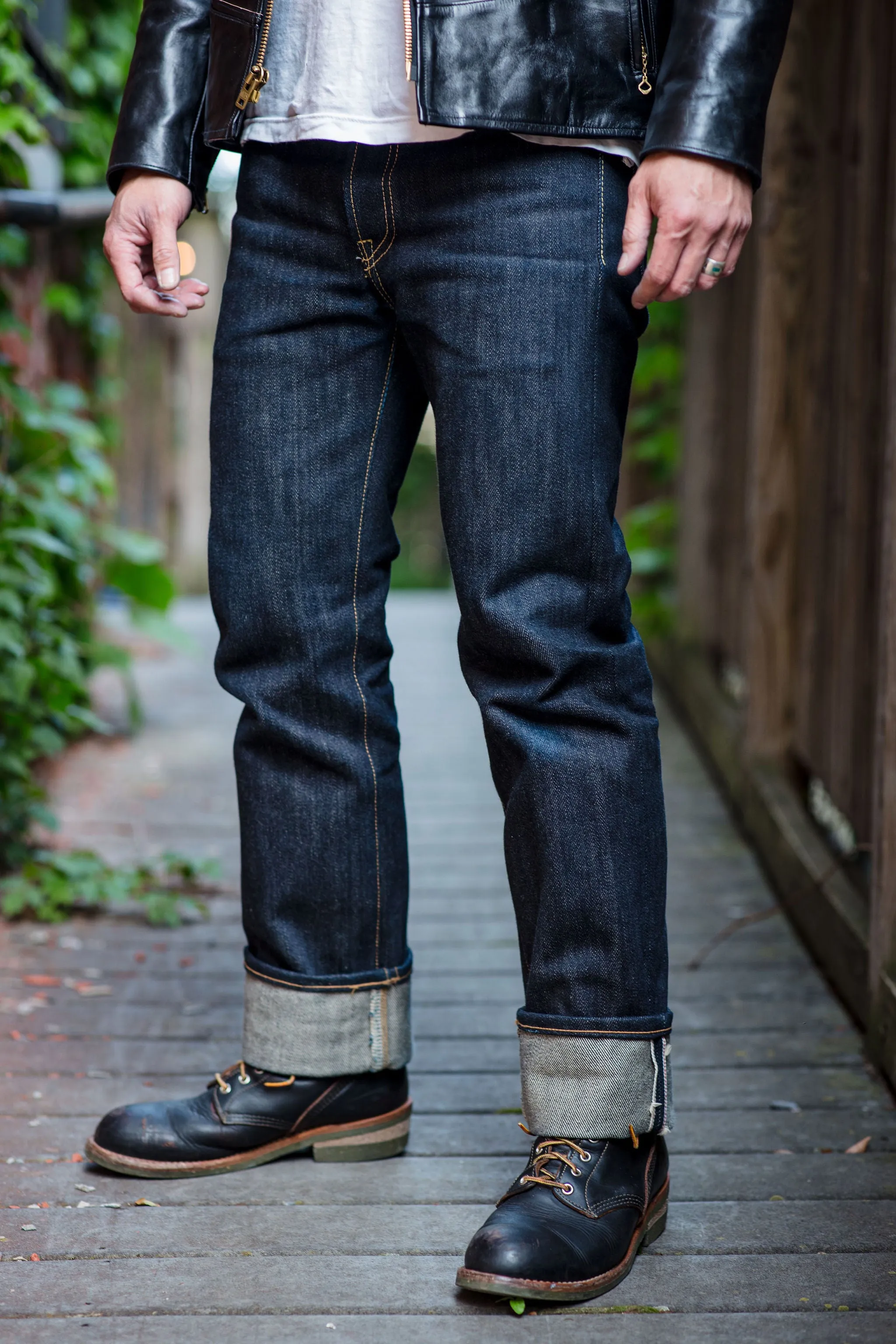 Iron Heart IH-666-XHS 25oz Selvedge Denim Slim Straight Cut - Indigo