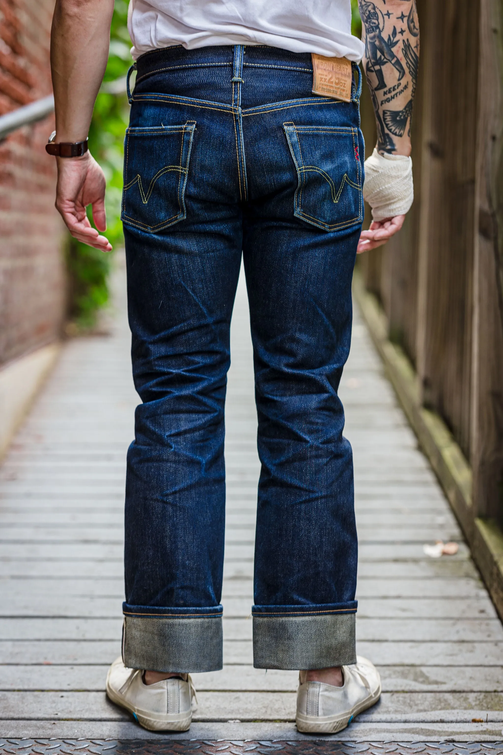Iron Heart IH-666-XHS 25oz Selvedge Denim Slim Straight Cut - Indigo
