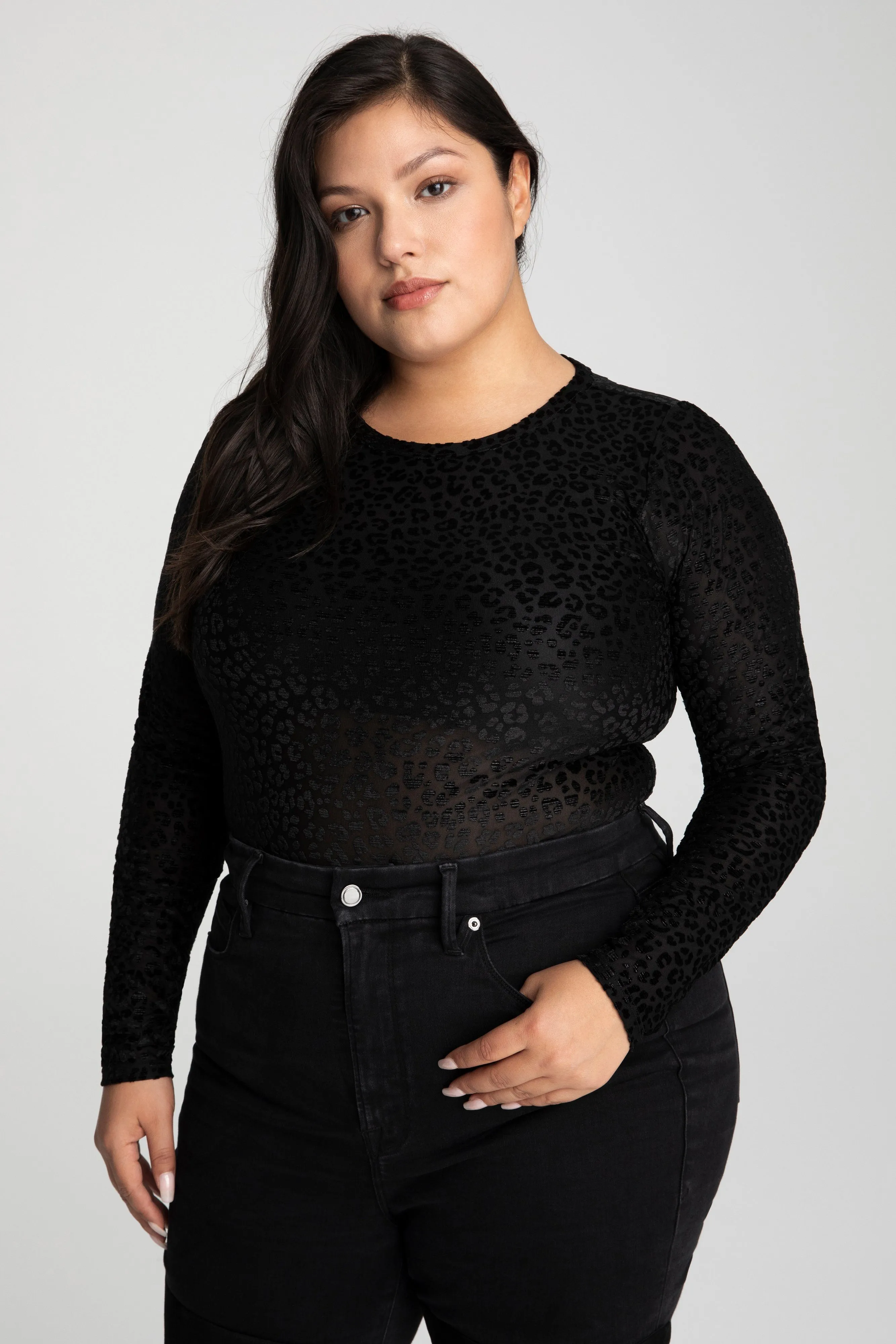 PATTERNED BODY | BLACK001