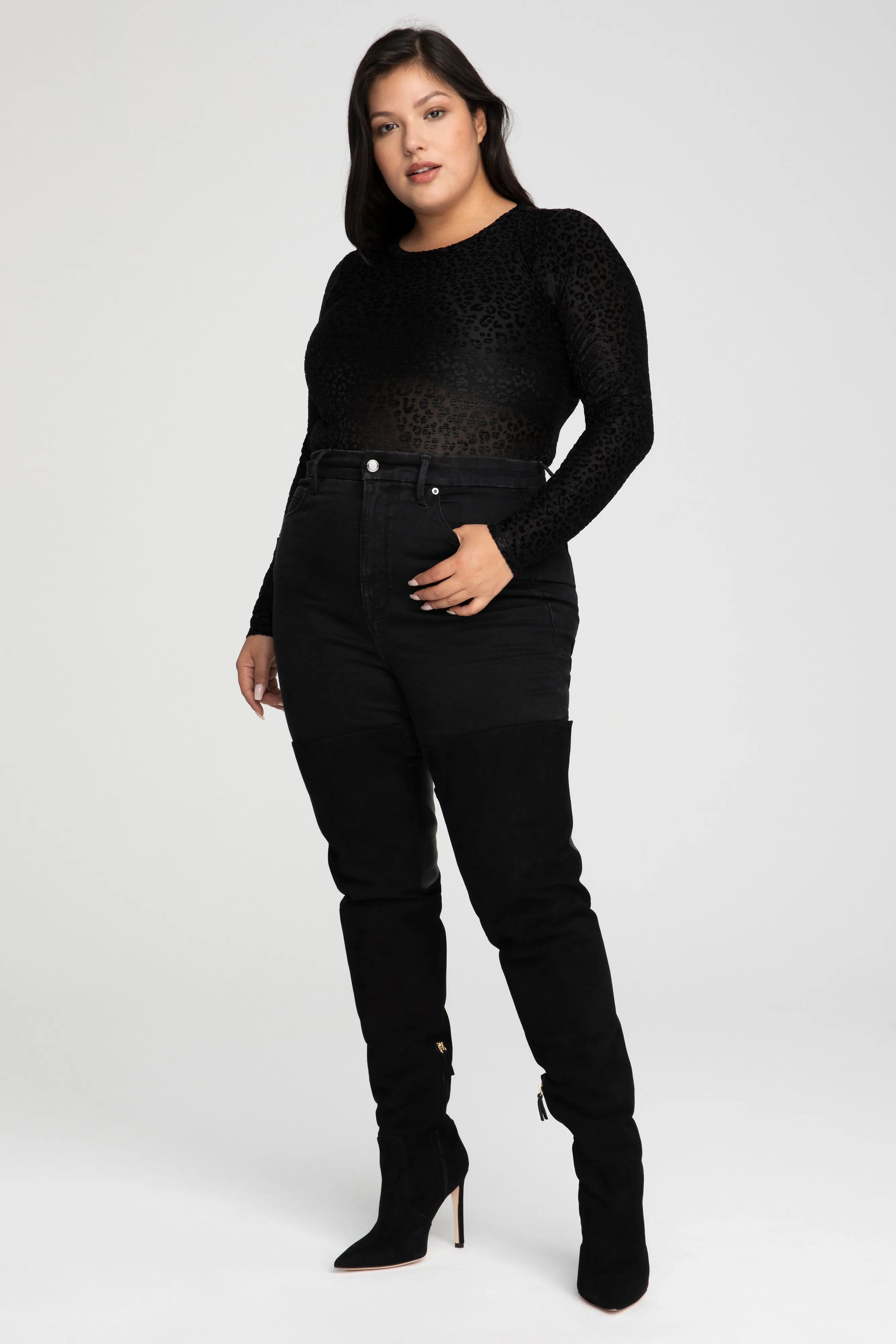 PATTERNED BODY | BLACK001