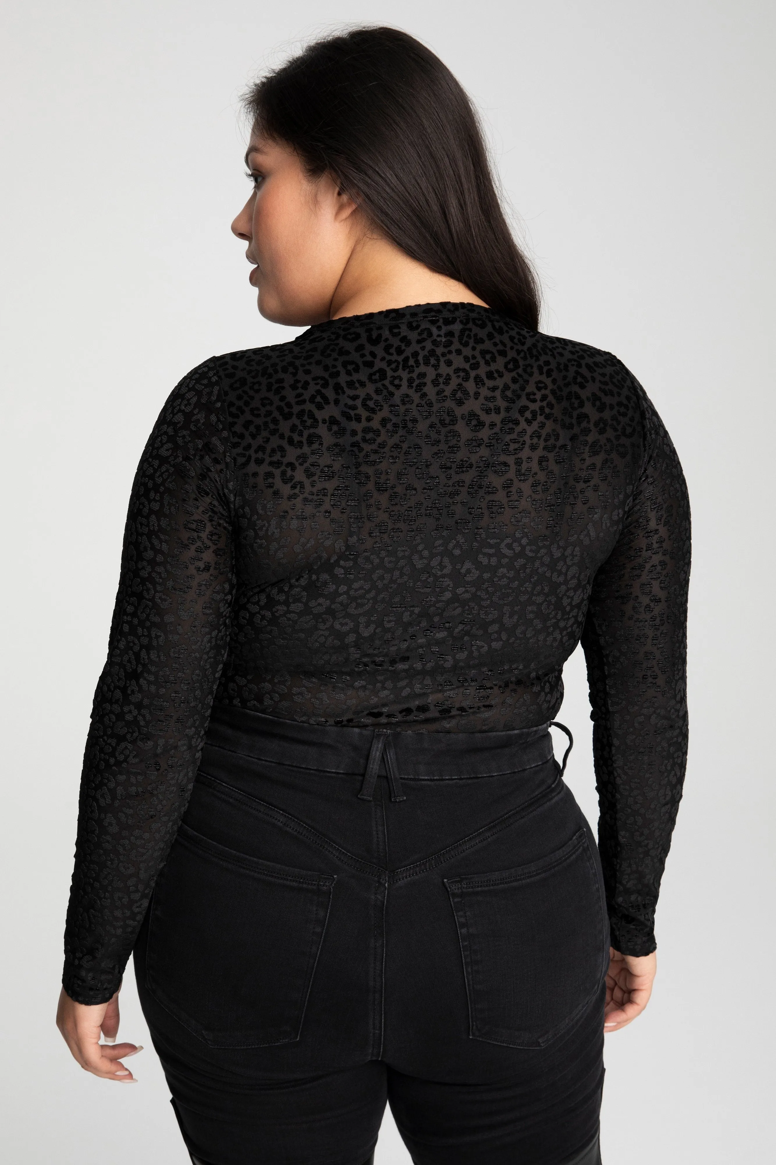 PATTERNED BODY | BLACK001