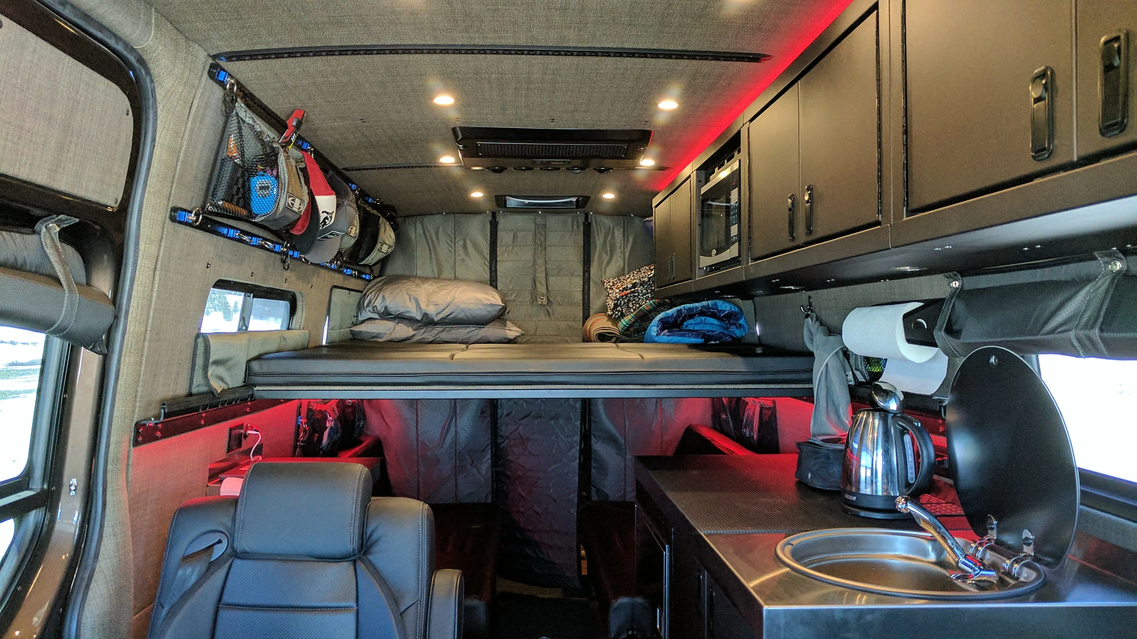 RB Touring Van - 170ex 3500 4x4