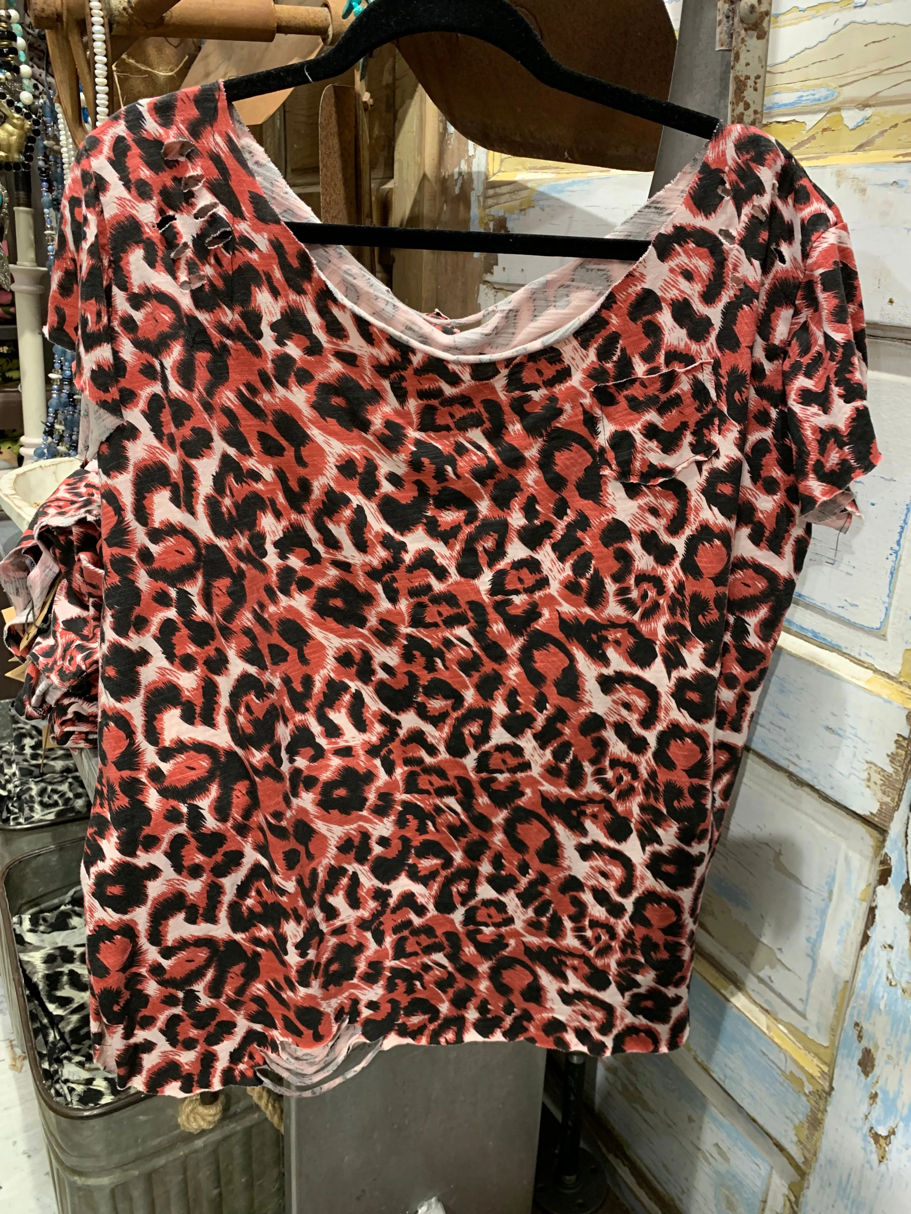 Rip Distressed Tee - Red Leopard