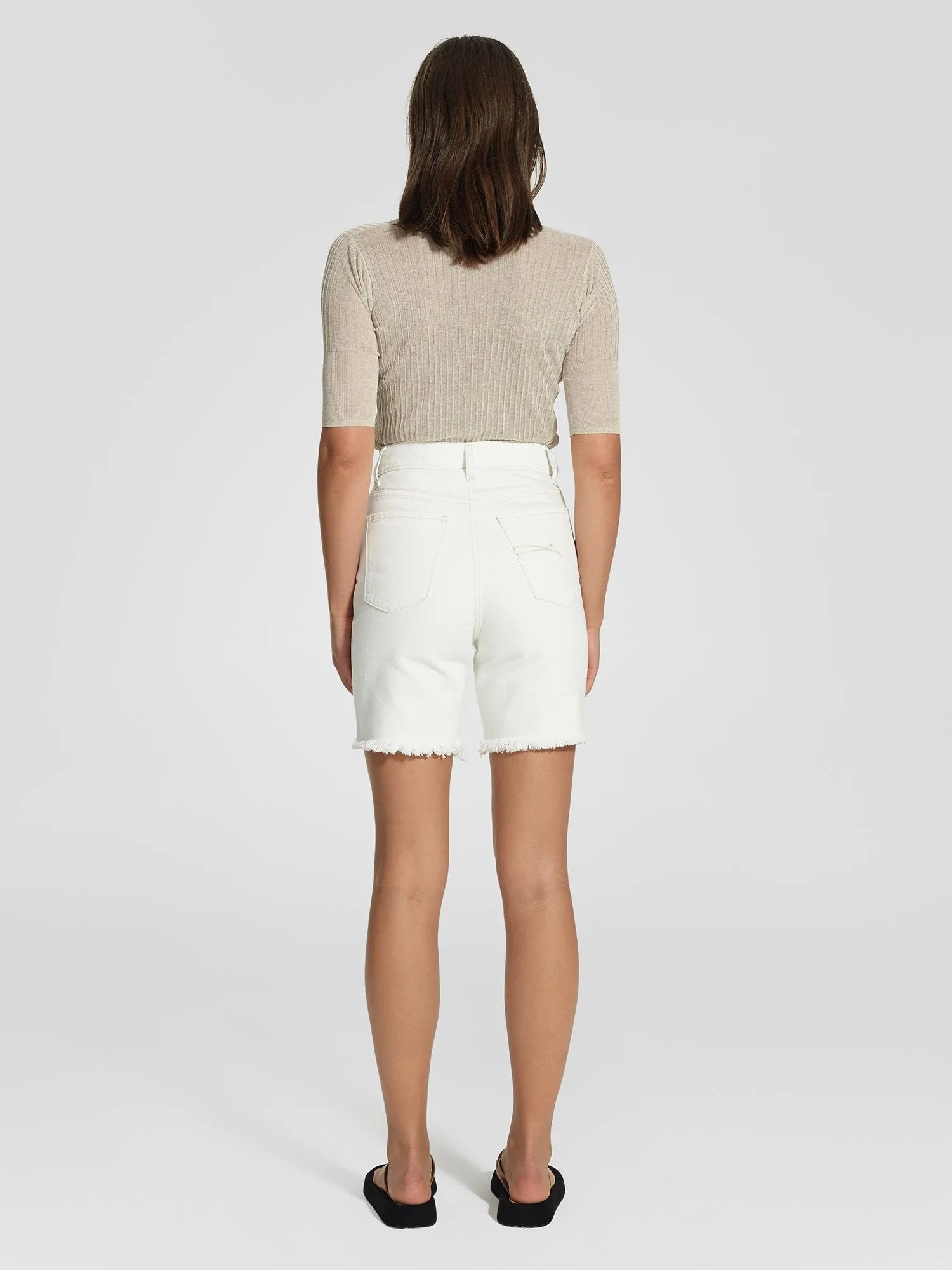 SP9177 TYLER SHORT - PURITY