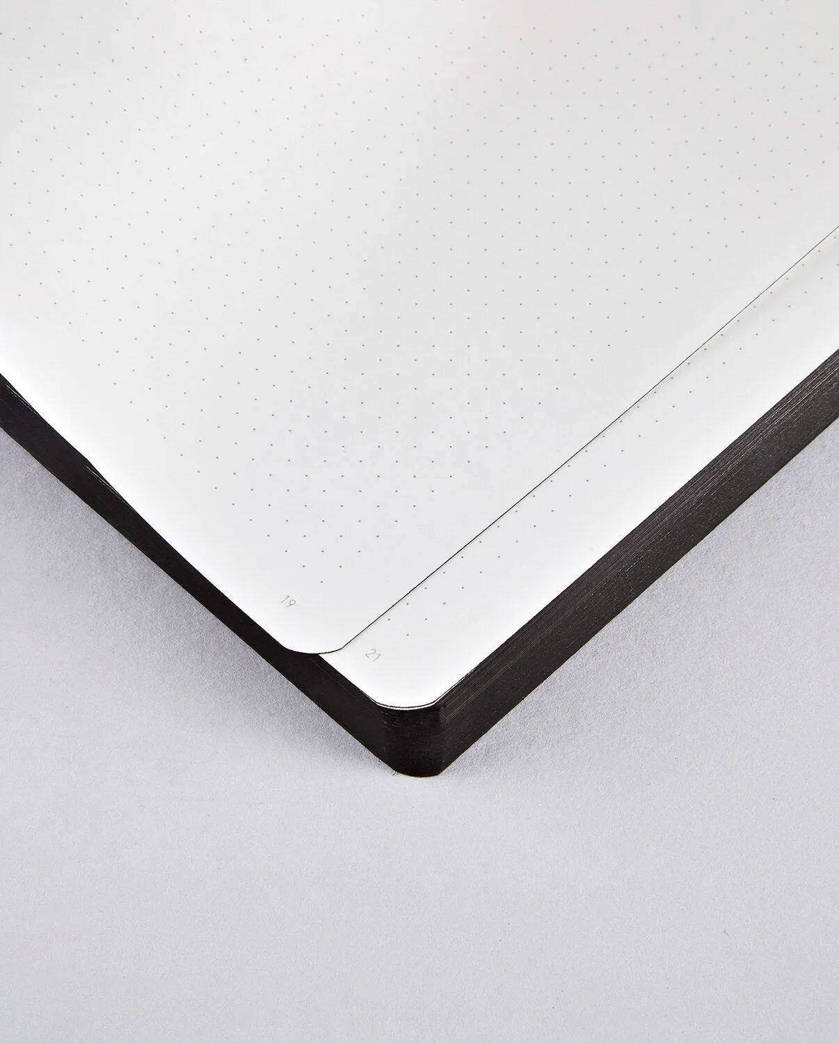Voyager M Notebook