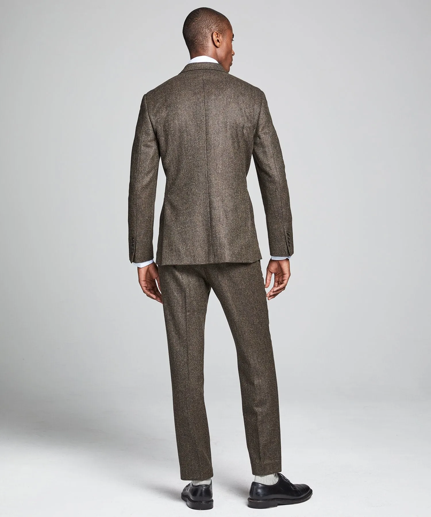 Wool Cashmere Herringbone Sutton Suit Jacket in Olive